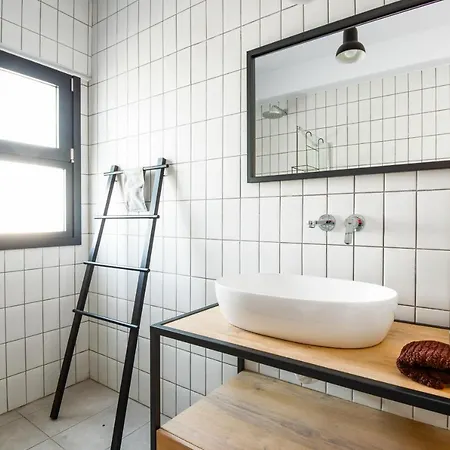 Swedish-style Salz Villa Fiskardo